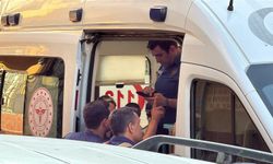 Çatıdaki yangında korku dolu anlar: 2 çocuk kurtarıldı
