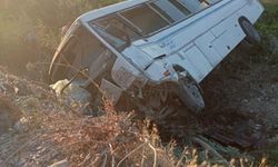 Yolcu otobüsü şarampole devrildi: 6 ölü, 22 yaralı!