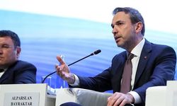 Bayraktar: 2028'de 17 milyon haneye kendi gazımızı vereceğiz