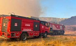 Foça'da kritik yangın: Alevler cephaneliğe yaklaştı!