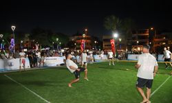 Dikili’de ayak tenisi fırtınası!