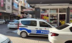 Boğazını sıktığı eşi hayatını kaybetti