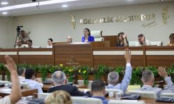Karabağlar Meclisi'nde yeni dağılım! Komisyonlar netleşti