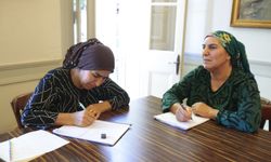 Konaklı kadınlar okuma yazma kursunda hayallerine kavuşuyor