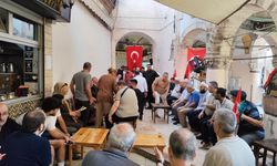 MHP’li Şahin’den Kemeraltı esnafına ziyaret
