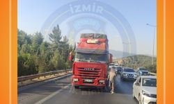 Buca yol ayrımında dikkat! Arızalı araç trafiği kilitledi