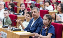 İzmir Çocuk Meclisi yeni üyelerini bekliyor!