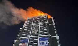 Ankara’da binanın çatısında yangın paniği