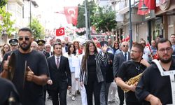Çeşme’de kurtuluşun 104. yılı coşkuyla kutlandı