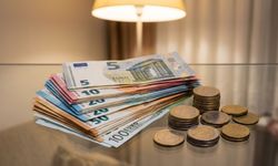 Döviz piyasasında hareketlilik! Dolar, euro ve sterlinde son durum!