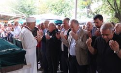 Gazeteci Ahmet Çipli Urla’da son yolculuğuna uğurlandı
