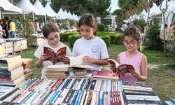 İZKİTAP’ta ilk gün kitap ve edebiyat buluşması