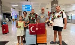 Tuna Tunca’ya İzmir’de coşkulu karşılama