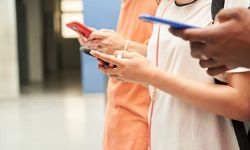 Polonya’da ilkokullarda telefon dönemi sona erdi