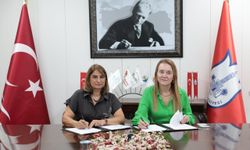 Konak’ta kadın cinayetlerine karşı Türkiye’de bir ilk