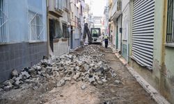 Bornova’da Çamdibi için asfalt seferberliği