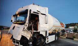 Yalvaç’ta korkutan kaza: Tanker ile kamyon çarpıştı