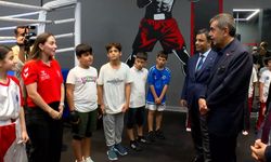 Yusuf Tekin’den Bağcılar’da Göztepe Spor Kompleksi ziyareti
