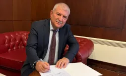 Bir milletvekili daha AK Parti’ye katıldı!