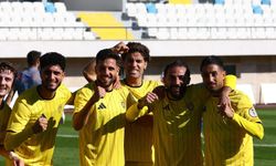Aliağa Futbol zirve takibini bırakmıyor!