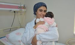 İzmir’de 41 günlük hasret sona erdi: Alya annesine kavuştu!