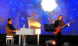 Mustafa Boran Durgun, Çeşme’de bestelediği eserleri seslendirdi