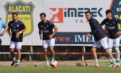 Alaçatıspor lige farklı galibiyetle başladı