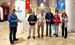 Mitolojiden Ege manzaralarına uzanan sergi Çeşme’de