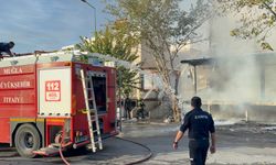 Bodrum’da depo yangını: 15 dakikada küle döndü
