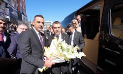 Bakan Tekin’den Çiğli Belediyesi’ne ziyaret