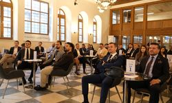 İzmir ve Antalya arasında 423 milyon TL’lik ticaret fırsatı