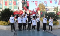Efes Selçuk’ta engelleri aşan Cumhuriyet coşkusu!