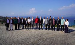 Seferihisar’da siyasi partiler aynı masada!