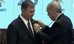 Cemil Tugay Ak Parti'ye geçti!