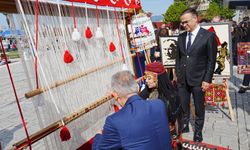 İzmir’de Türk bayrağı için ilk ilmek atıldı