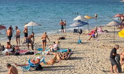 Kuşadası’nda ekim ayında yaz havası