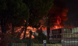 Manisa’da akü fabrikasında yangın!
