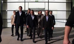 Özgür Özel İzmir’de! Gözler yapılacak programa çevrildi