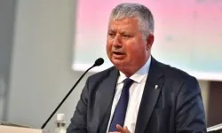 İzmir Büyükşehir’de yeni başkanvekili Özuslu oldu!