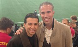Robin van Persie’den Göztepe’ye ziyaret