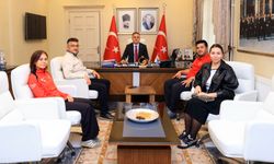 Vali Akbıyık’tan milli okçulara anlamlı ödül