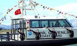 Çeşme'de Cumhuriyet çoşkusu karada ve Mavi Vatan'da gururla kutlanıyor!