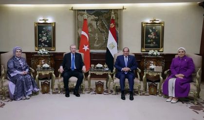 Cumhurbaşkanı Erdoğan'dan Mısır'da kritik temas! Yeni anlaşmalara imza atıldı