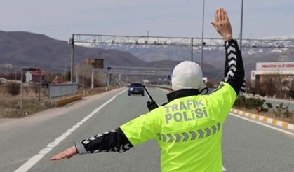 Sabit radar noktaları açıklandı: Bayramda hız yapan yandı!