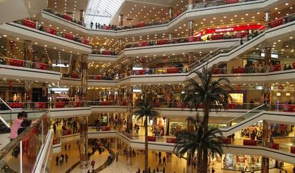 AVM'lere girişlerde ücret alınacak mı? Resmi açıklama geldi!