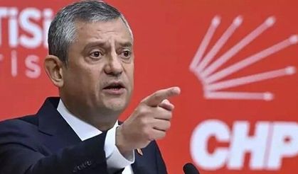 Özgür Özel’den CHP Genel Merkezi önünde kritik açıklama