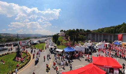 15 Temmuz'un 10. yılında binlerce kişi Hafıza Müzesi'ne yürüdü