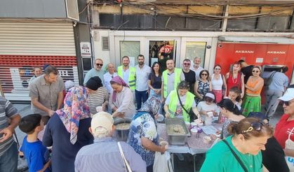 İzmir Uşaklılar ve Egeliler Dayanışma Derneği’nden birlik ve bereket buluşması: 2. aşure etkinliği gerçekleşti