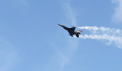 SOLOTÜRK’ten Yenikapı’da nefes kesen 30 Ağustos uçuşu