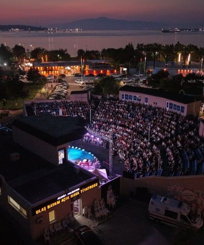 Aliağa’da Emel Taşçıoğlu’ndan unutulmaz konser